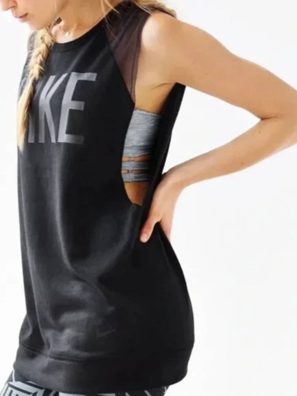 Nike Women's Black Mesh Sleeveless Workout Running Top Tank Spell Out Size M